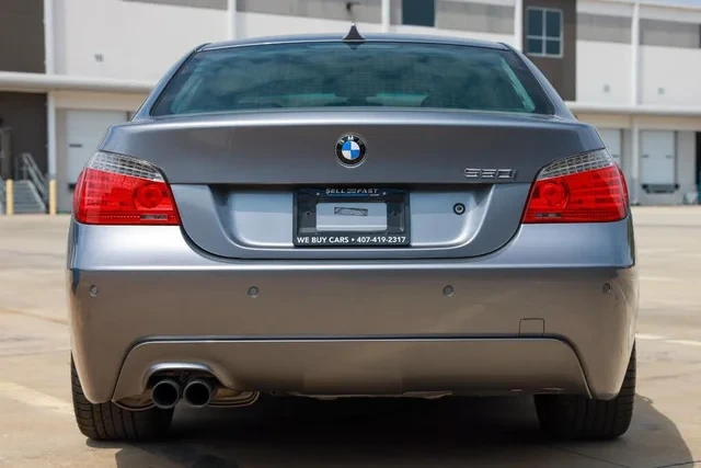 2009 BMW E60 545i & 550i Sedan - Image 9 of 19