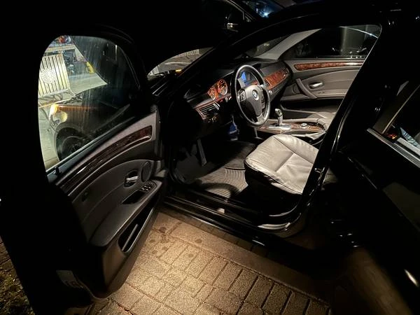 2009 BMW E60 5 Series Sedan - Image 3 of 10