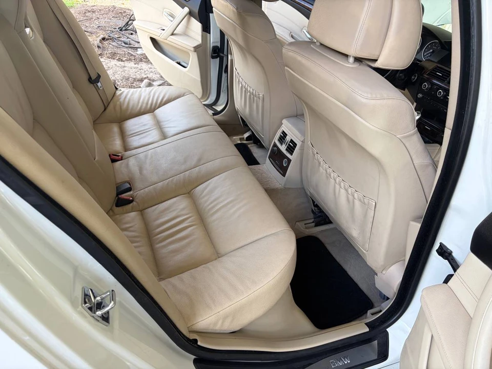 2009 BMW E60 5 Series Sedan - Image 11 of 13