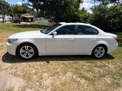 2009 BMW 528i