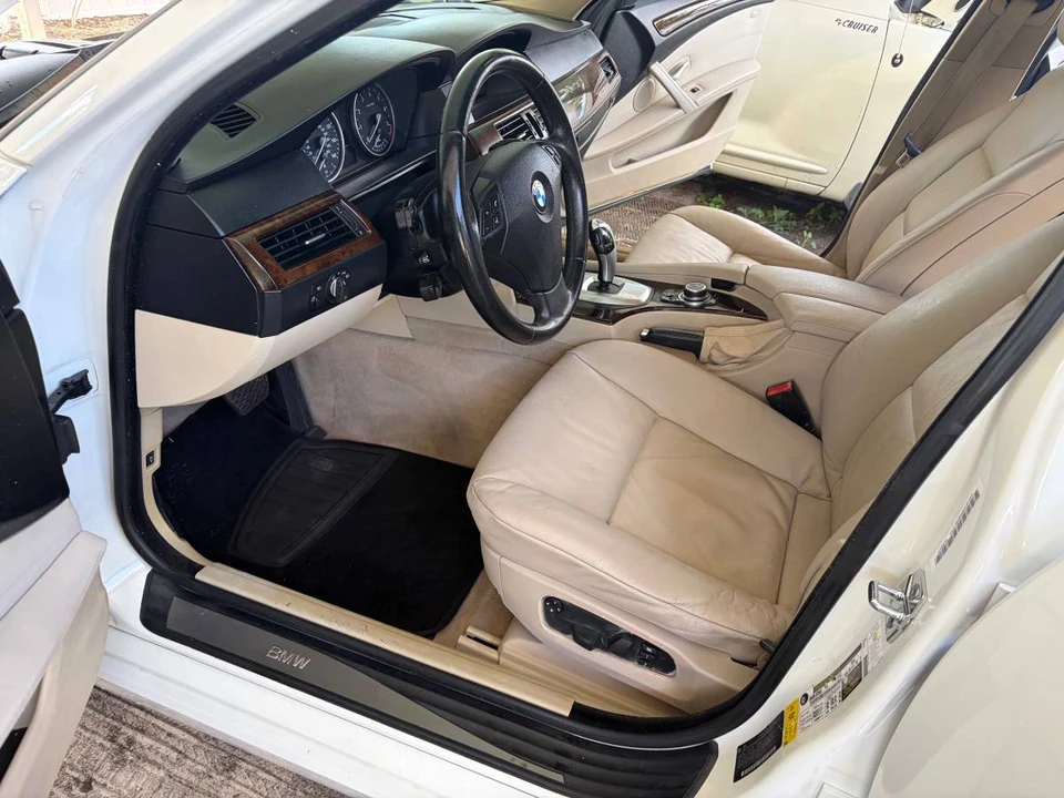 2009 BMW E60 5 Series Sedan - Image 7 of 13