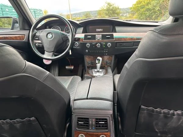 2009 BMW E60 5 Series Sedan - Image 11 of 13