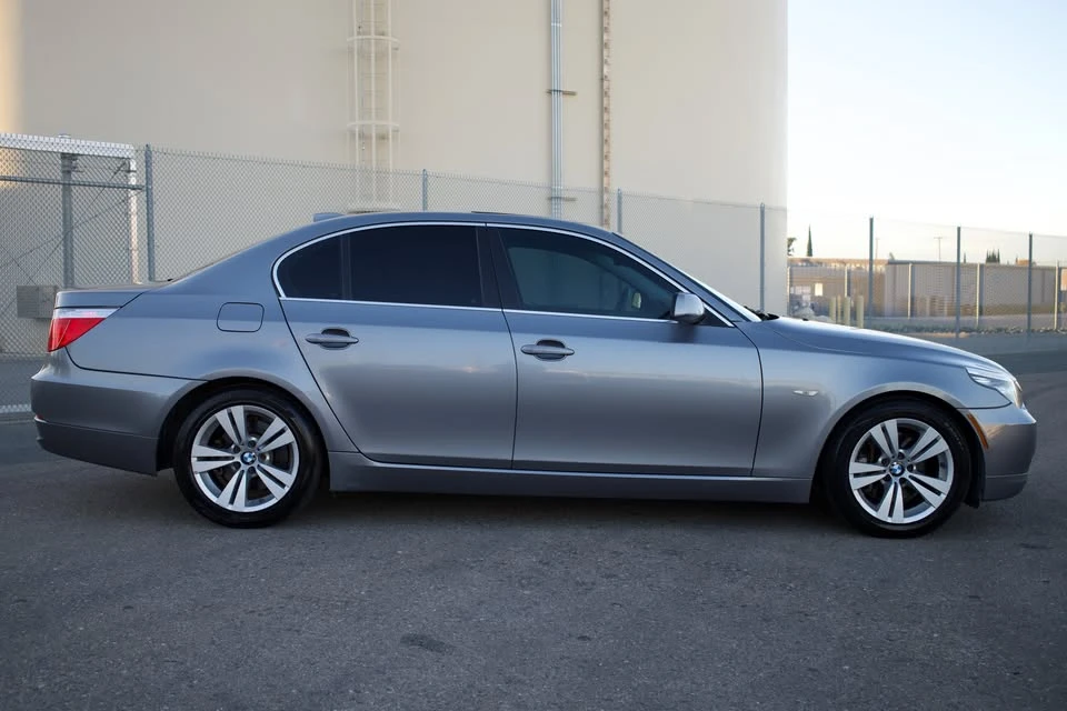 2009 BMW E60 5 Series Sedan - Image 8 of 18