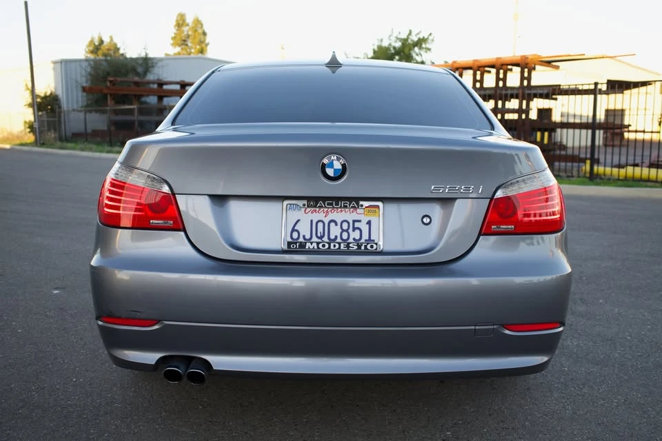 2009 BMW E60 5 Series Sedan - Image 5 of 18