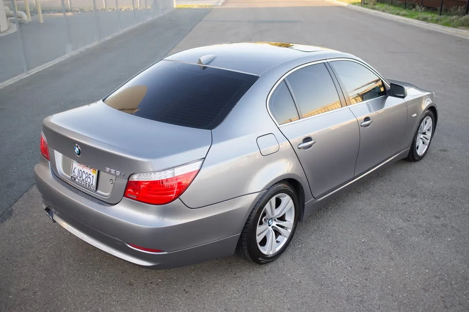 2009 BMW E60 5 Series Sedan - Image 7 of 18
