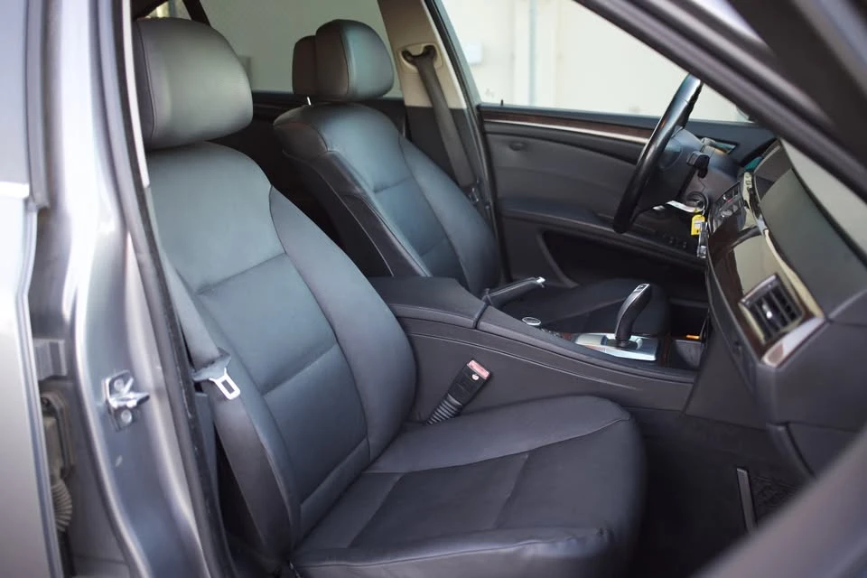 2009 BMW E60 5 Series Sedan - Image 16 of 18