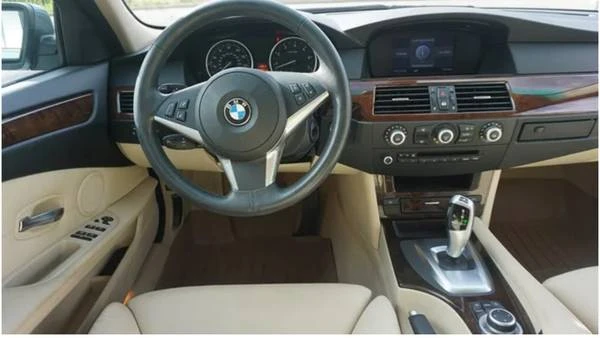 2009 BMW E60 5 Series Sedan - Image 3 of 4