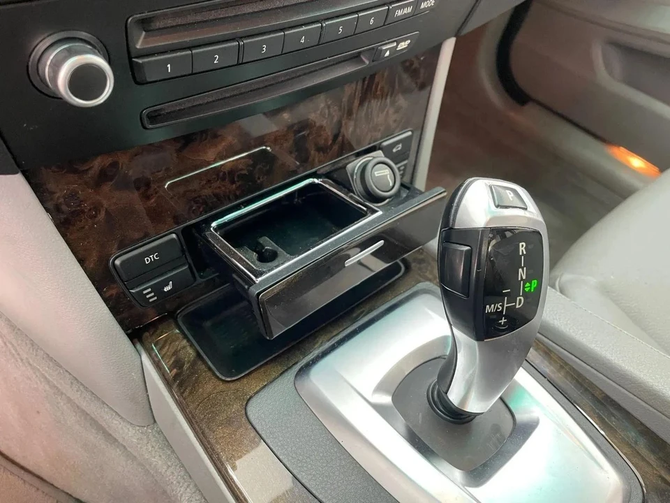 2009 BMW E60 5 Series Sedan - Image 19 of 21
