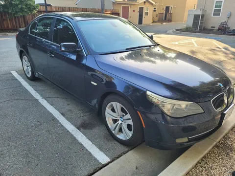 2009 BMW 528i