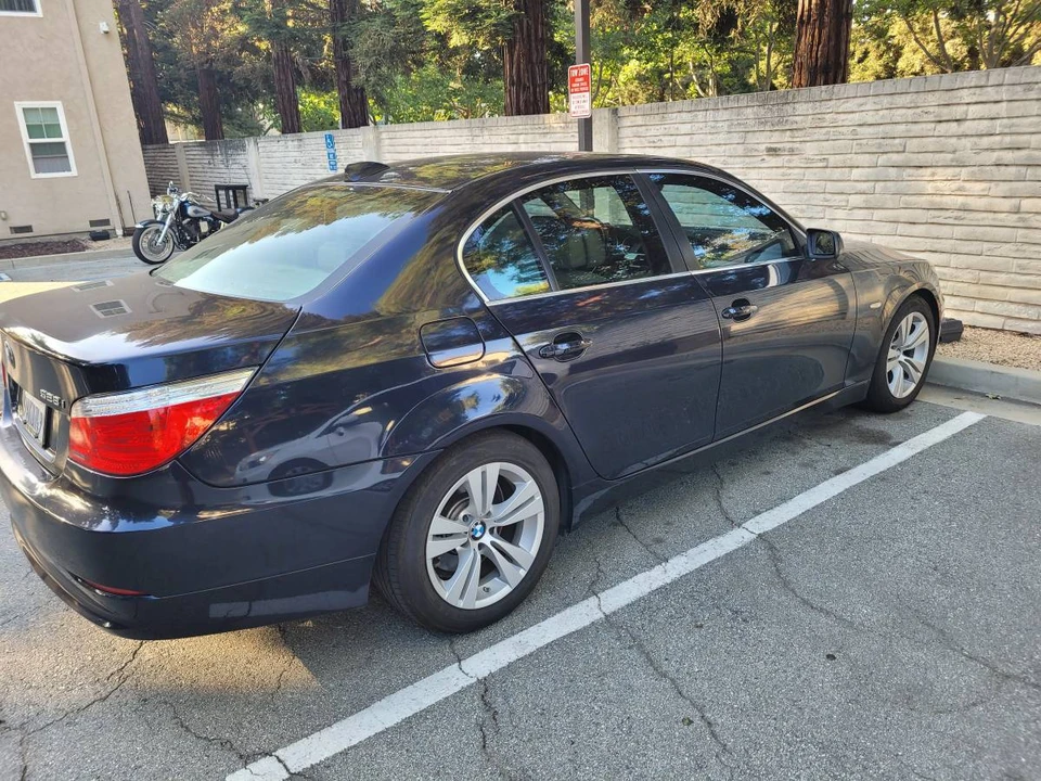 2009 BMW E60 5 Series Sedan - Image 3 of 5