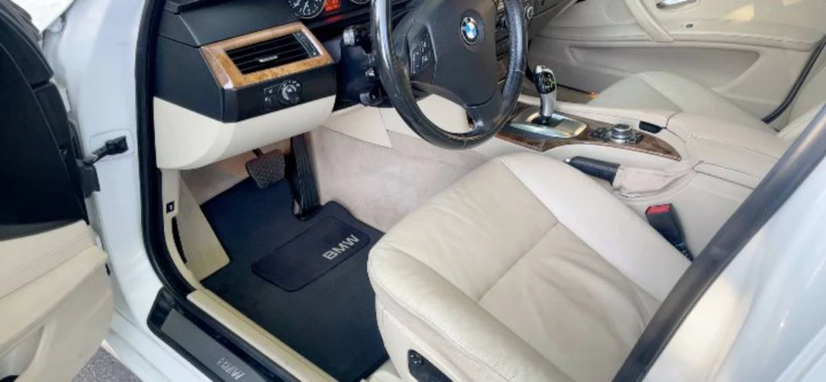 2009 BMW E60 5 Series Sedan - Image 5 of 9