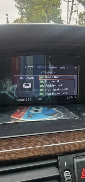 2009 BMW E60 5 Series Sedan - Image 11 of 20