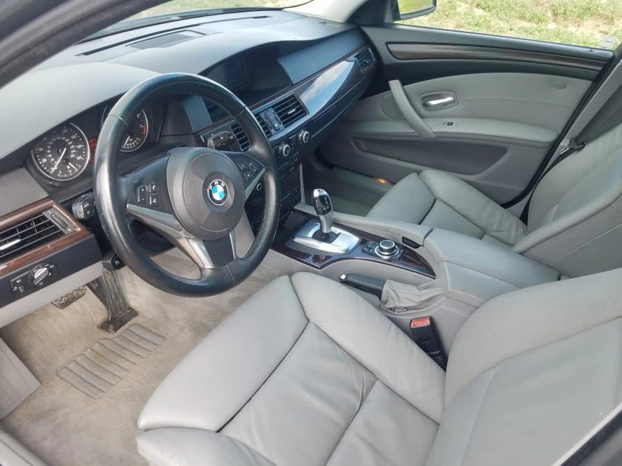 2009 BMW E60 5 Series Sedan - Image 4 of 7