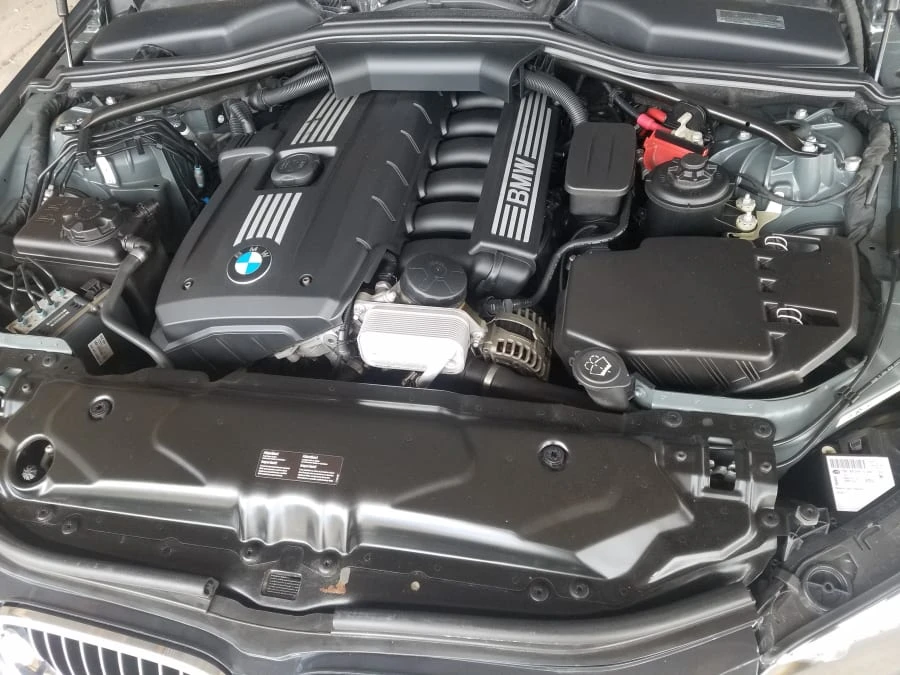 2009 BMW E60 5 Series Sedan - Image 5 of 7