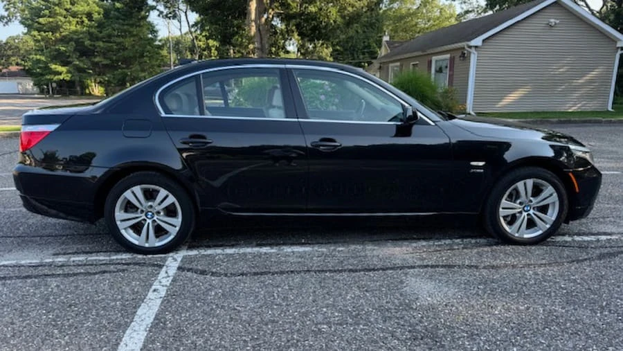 2009 BMW E60 5 Series Sedan - Image 8 of 23