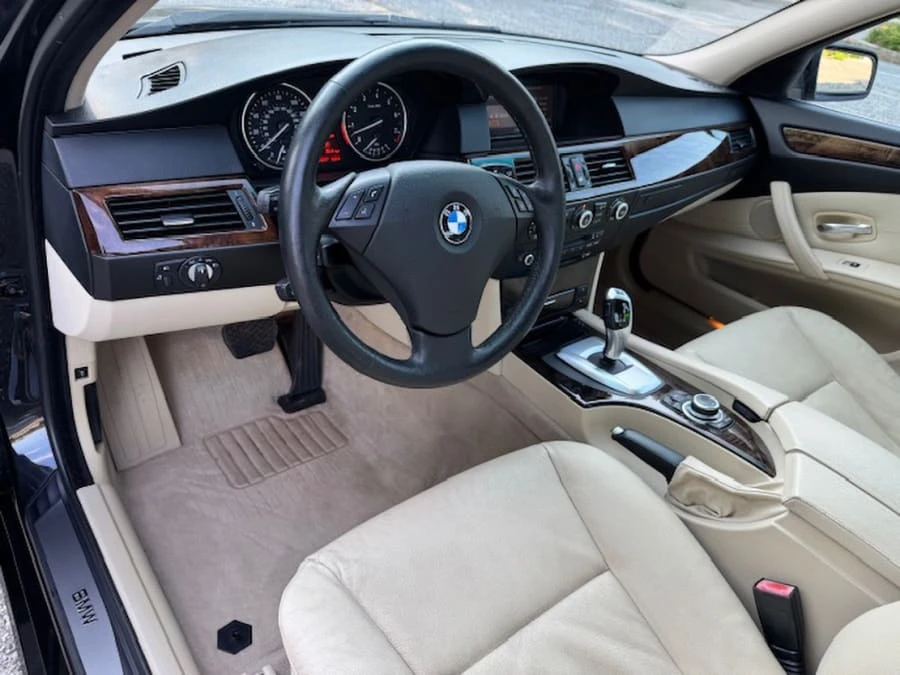 2009 BMW E60 5 Series Sedan - Image 10 of 23