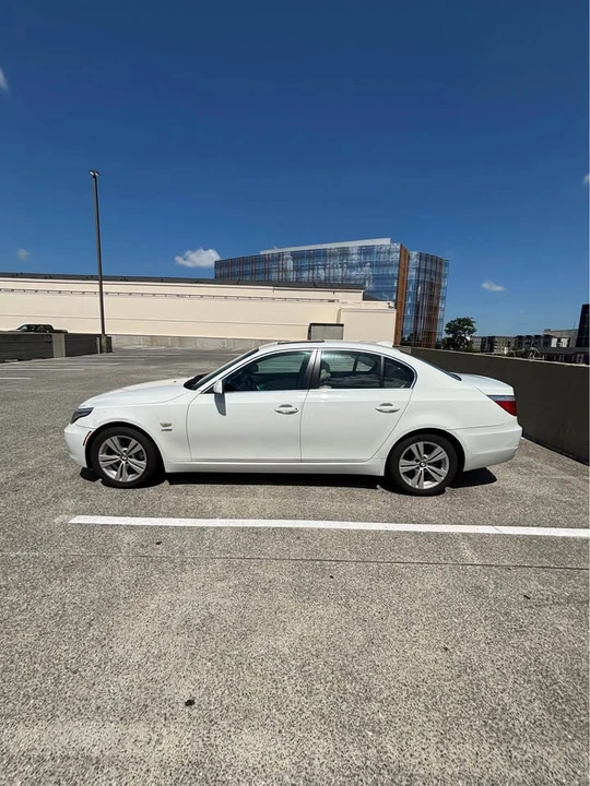 2009 BMW E60 5 Series Sedan - Image 10 of 14