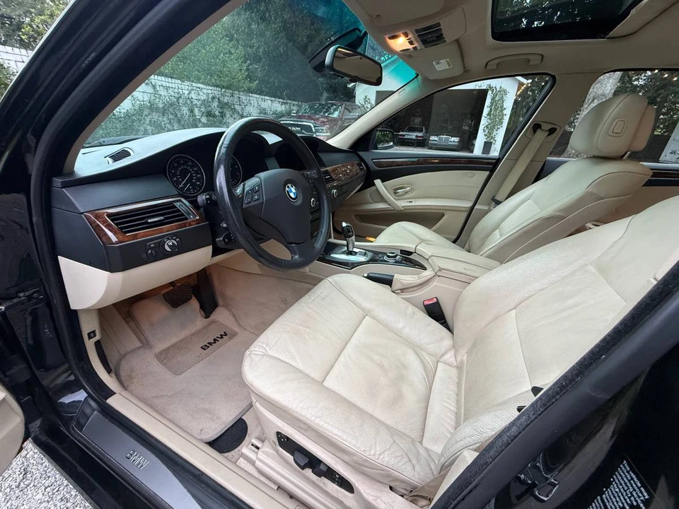 2009 BMW E60 5 Series Sedan - Image 11 of 18