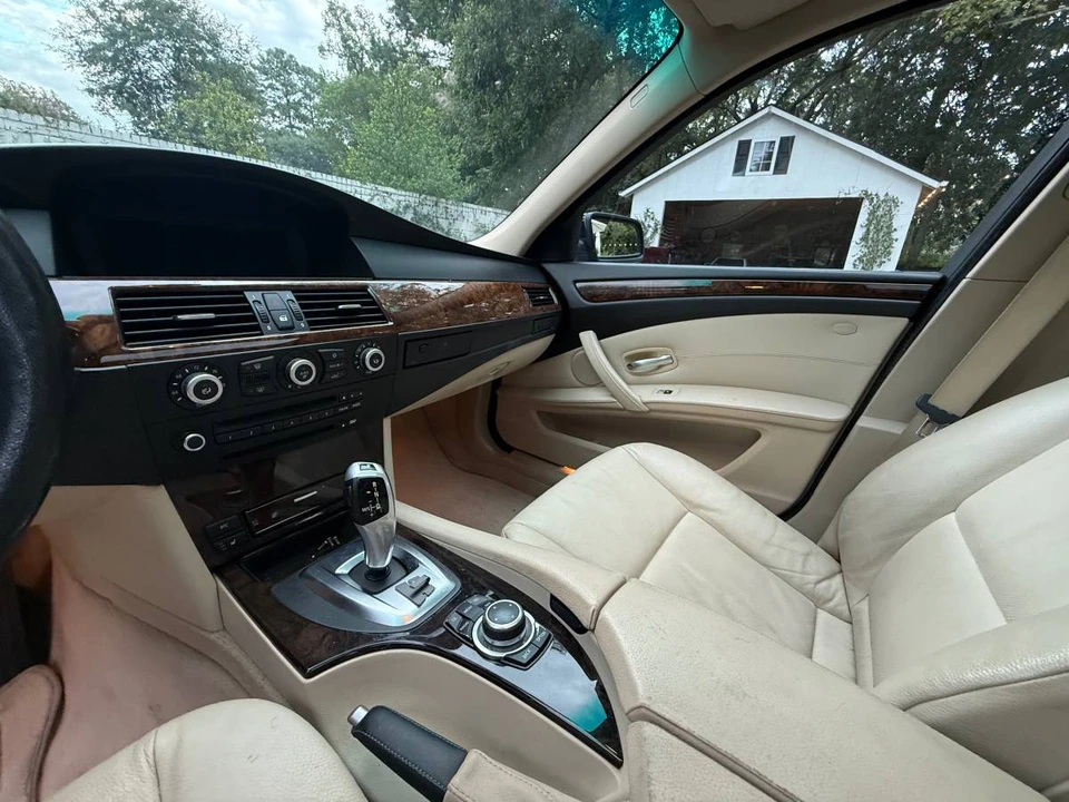 2009 BMW E60 5 Series Sedan - Image 14 of 18