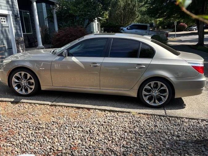 2009 BMW E60 5 Series Sedan - Image 3 of 8