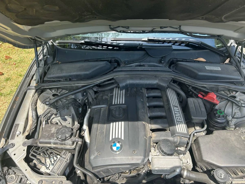 2009 BMW E60 5 Series Sedan - Image 9 of 14