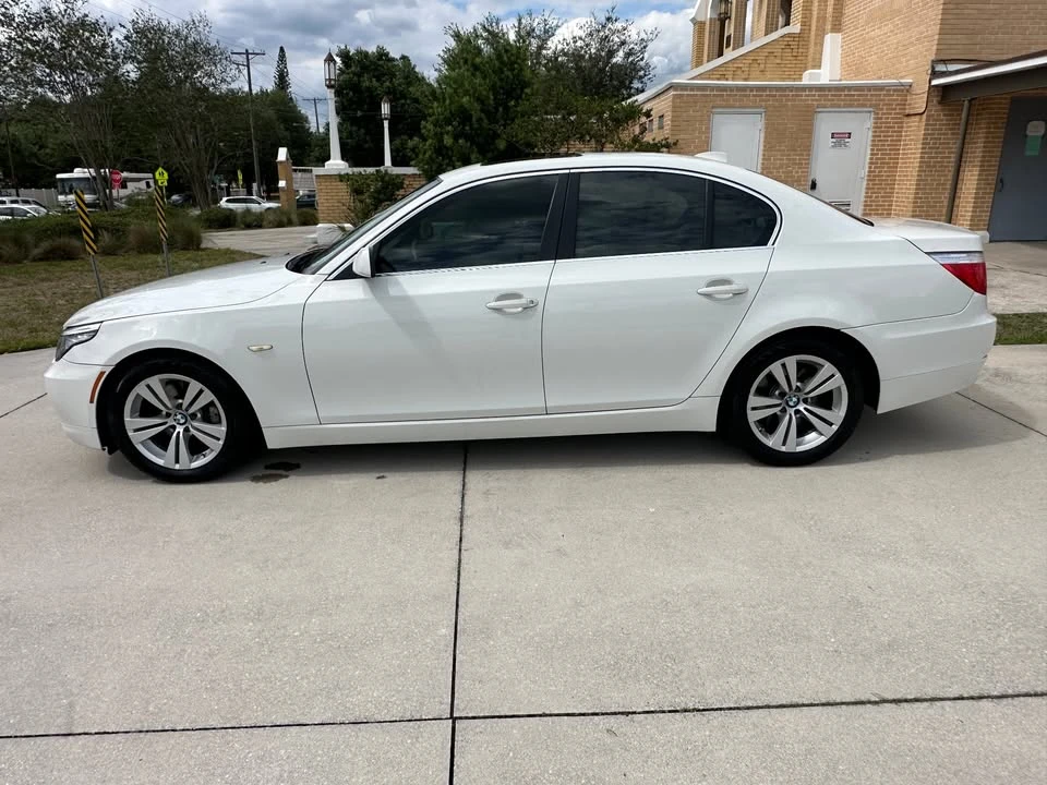 2009 BMW E60 5 Series Sedan - Image 8 of 18