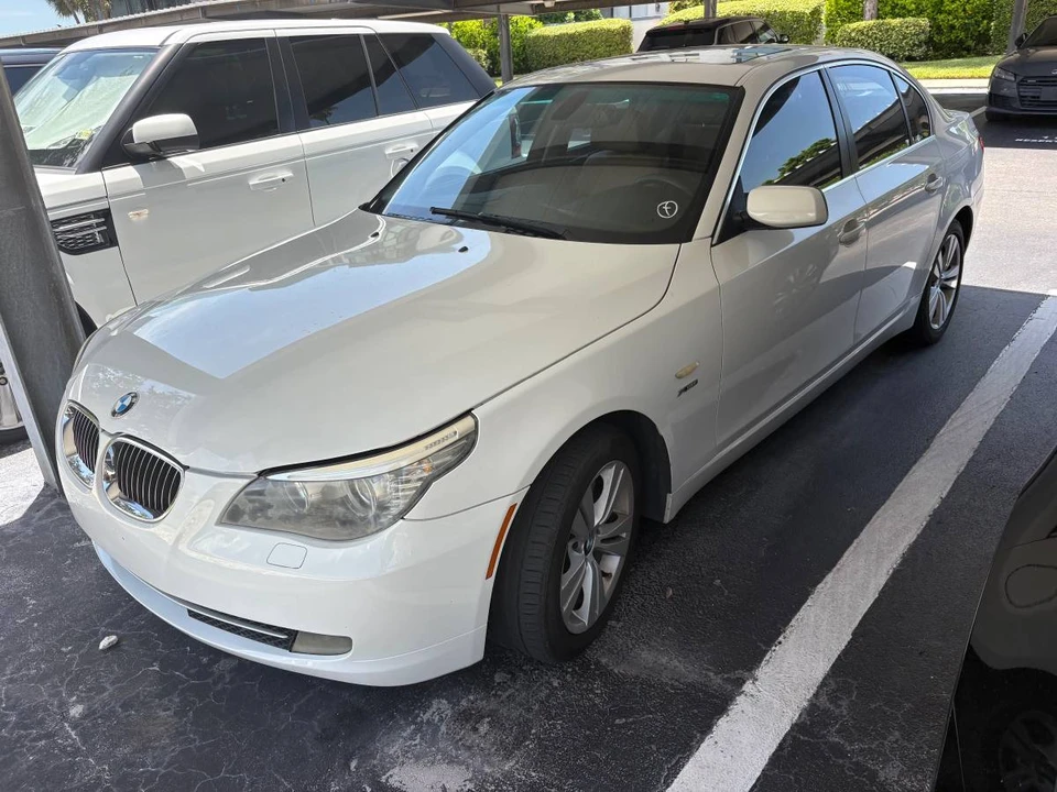 2009 BMW E60 5 Series Sedan - Image 3 of 15