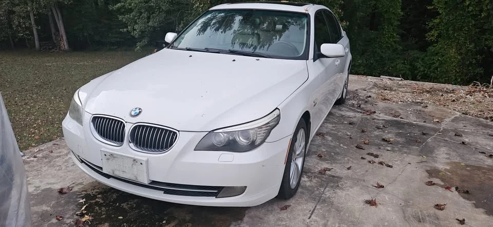 2009 BMW E60 5 Series Sedan - Image 2 of 4