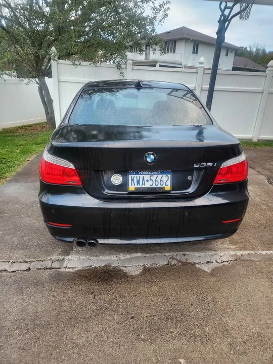 2009 BMW E60 5 Series Sedan - Image 2 of 10