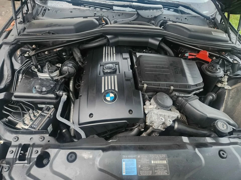 2009 BMW E60 5 Series Sedan - Image 5 of 10