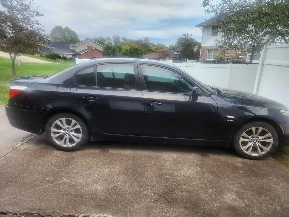 2009 BMW E60 5 Series Sedan - Image 3 of 10