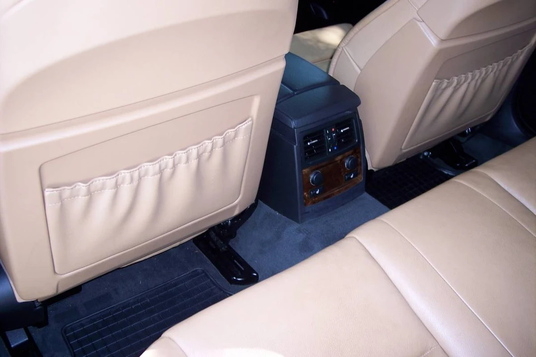 2009 BMW M3 - Image 7 of 18