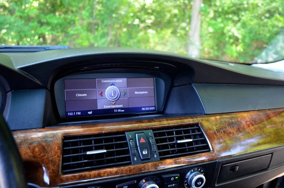 2009 BMW E60 5 Series Sedan - Image 15 of 19