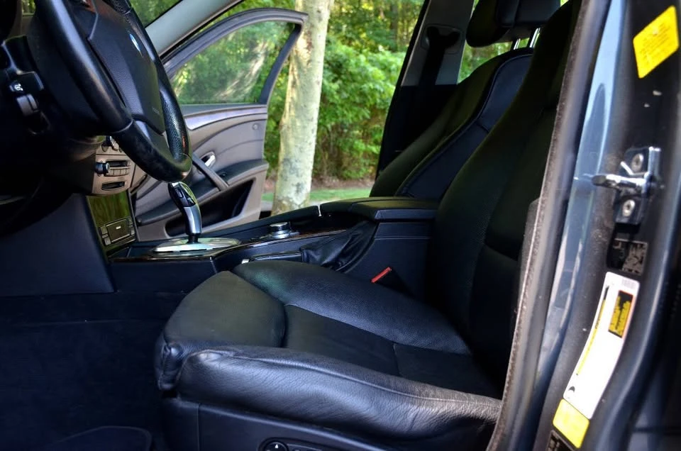 2009 BMW E60 5 Series Sedan - Image 12 of 19
