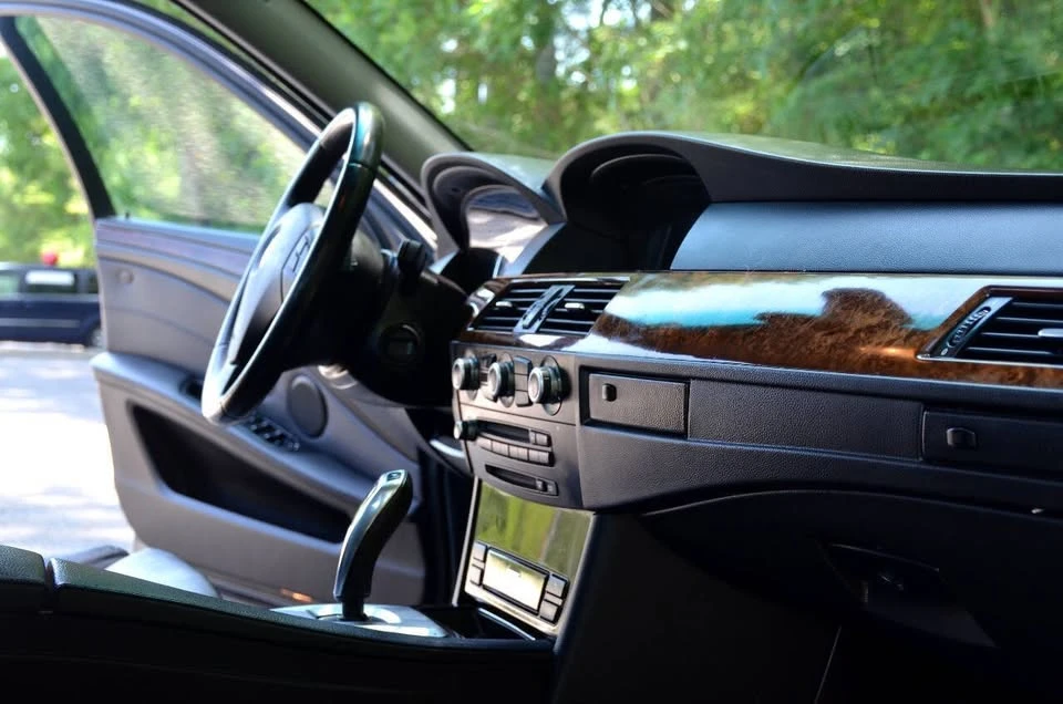 2009 BMW E60 5 Series Sedan - Image 9 of 19
