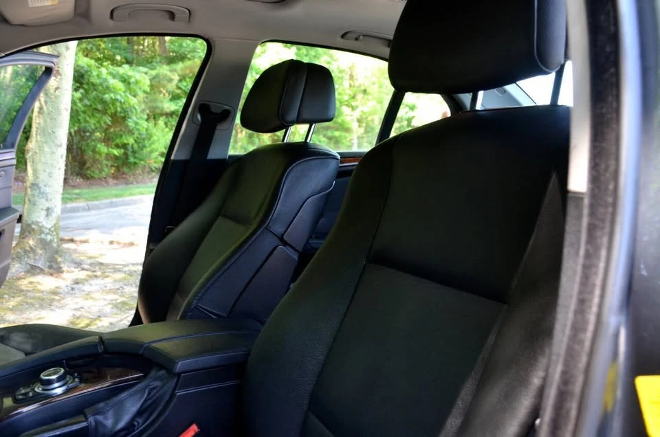 2009 BMW E60 5 Series Sedan - Image 13 of 19