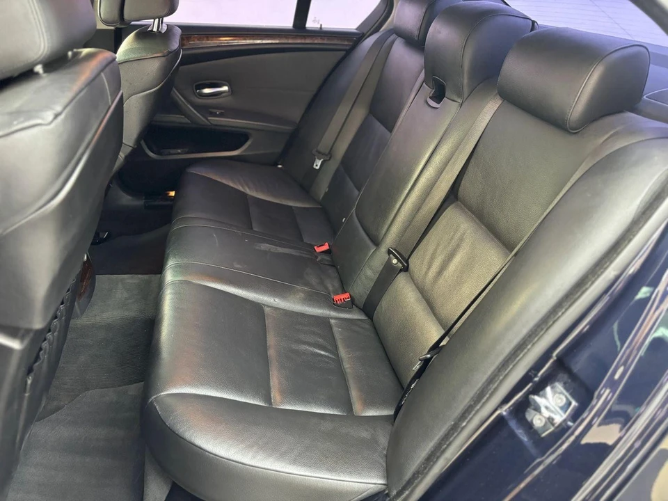 2009 BMW E60 5 Series Sedan - Image 11 of 17