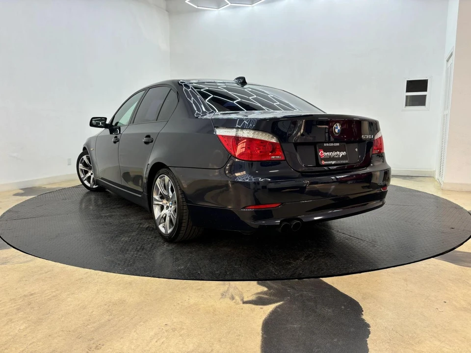 2009 BMW E60 5 Series Sedan - Image 6 of 17