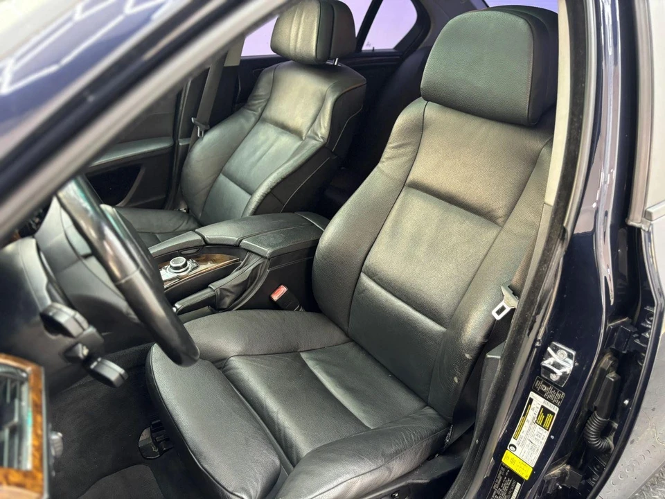 2009 BMW E60 5 Series Sedan - Image 10 of 17