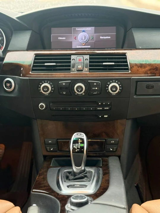 2009 BMW E60 5 Series Sedan - Image 19 of 20