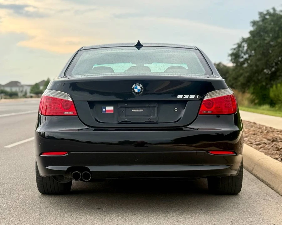 2009 BMW E60 5 Series Sedan - Image 10 of 20