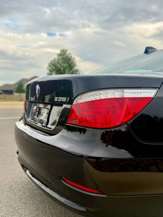 2009 BMW E60 5 Series Sedan - Image 12 of 20
