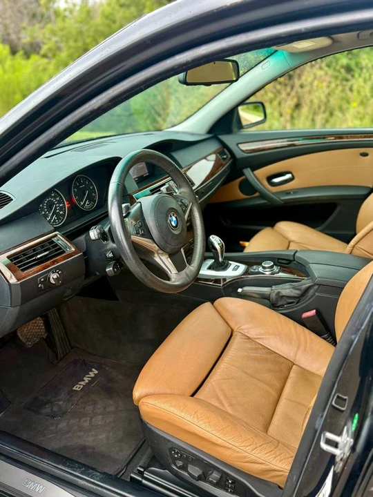 2009 BMW E60 5 Series Sedan - Image 13 of 20