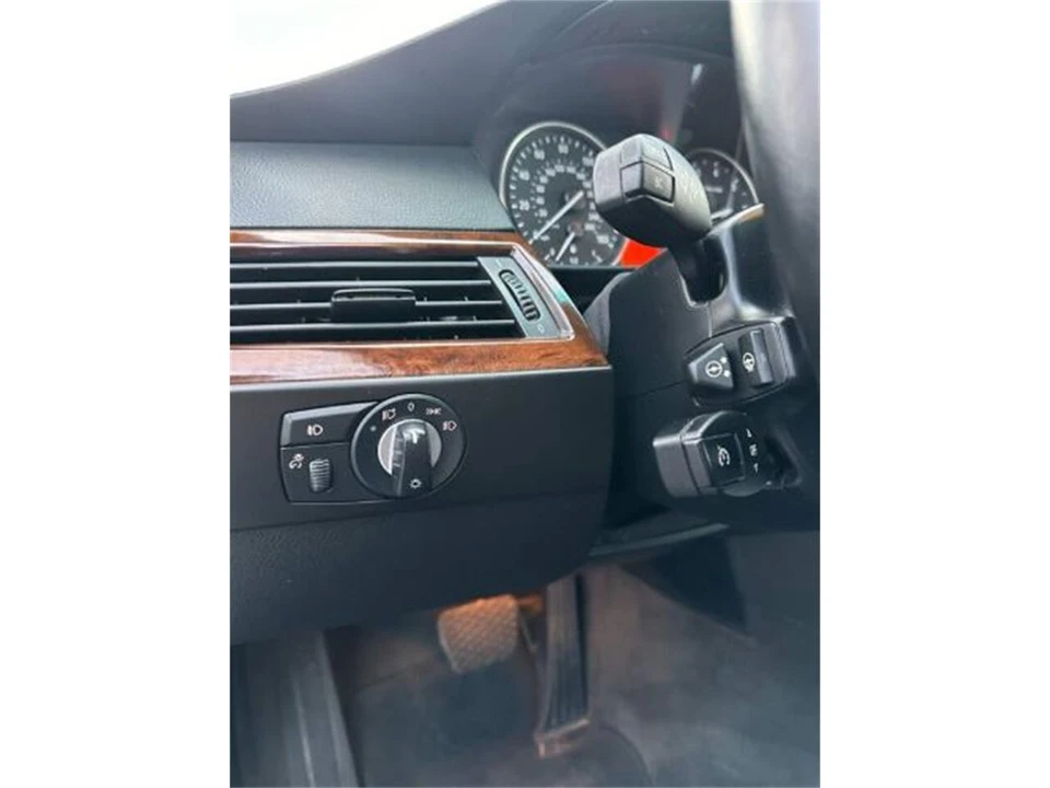 2009 BMW E60 5 Series Sedan - Image 4 of 30
