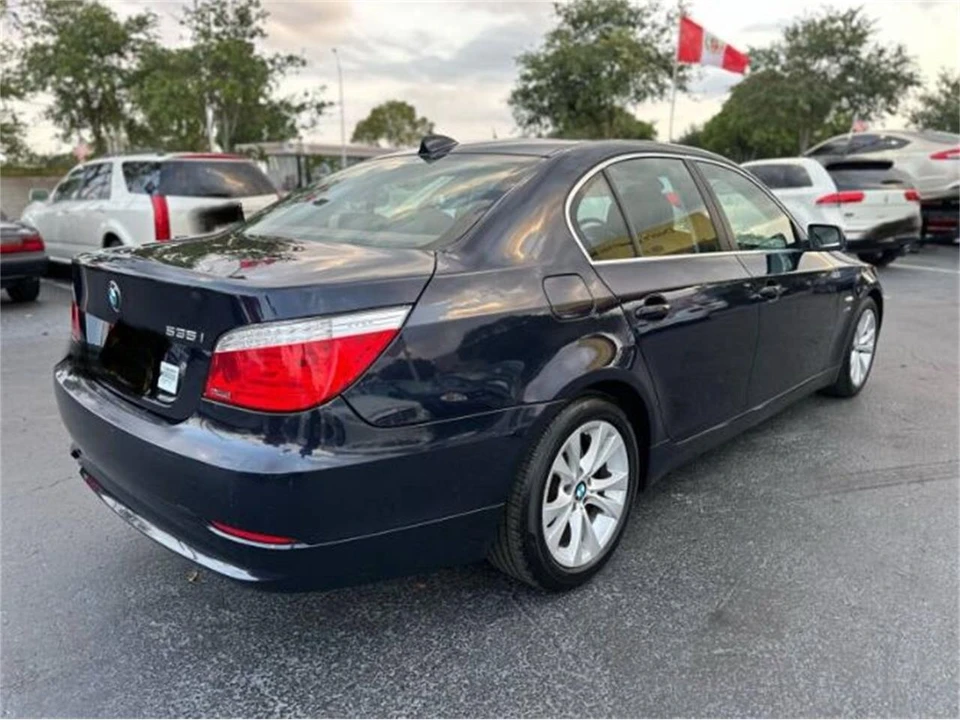 2009 BMW E60 5 Series Sedan - Image 2 of 30
