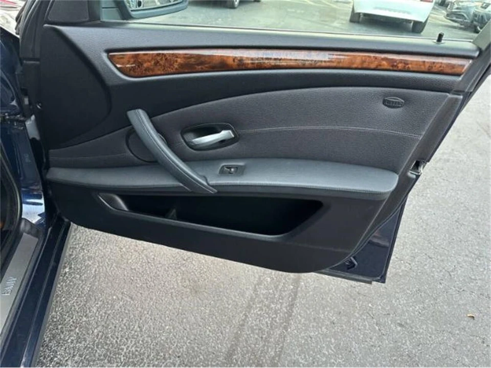2009 BMW E60 5 Series Sedan - Image 14 of 30