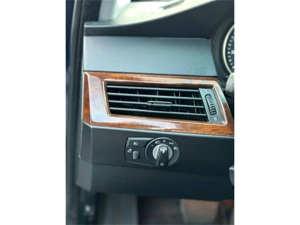2009 BMW E60 5 Series Sedan - Image 27 of 30