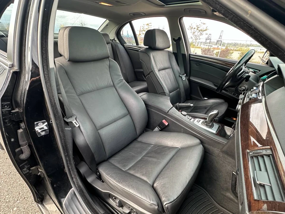 2009 BMW E60 5 Series Sedan - Image 11 of 17