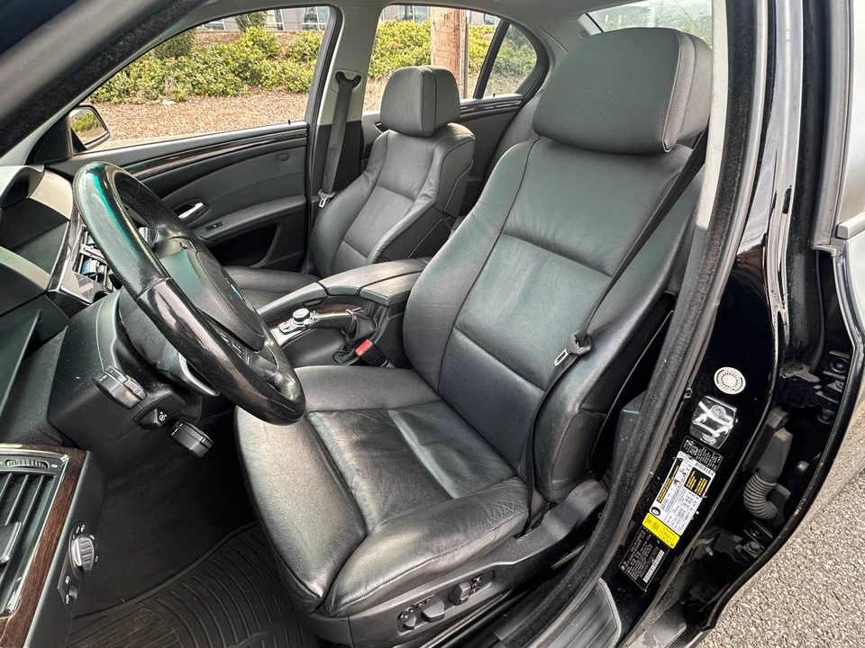 2009 BMW E60 5 Series Sedan - Image 13 of 17