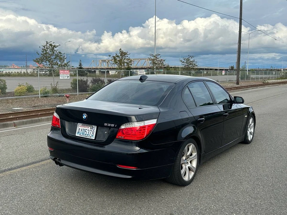 2009 BMW E60 5 Series Sedan - Image 15 of 17